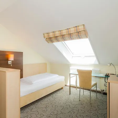 Otel Scheffelhoehe Bruchsal