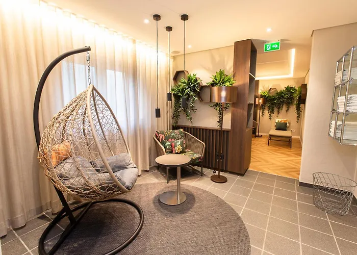 Hotel Scheffelhoehe 4*