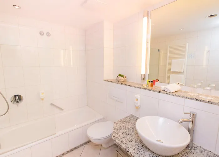 Hotel Scheffelhoehe 4*