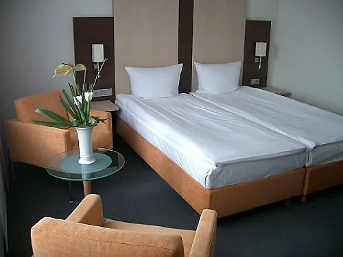 Scheffelhoehe Hotel 4*